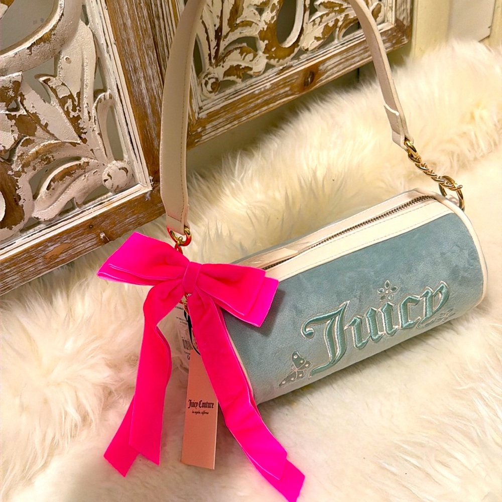 Juicy Couture Sea Foam Green  and Cream Barrel Bag & Striking Hot Pink Bow❣️